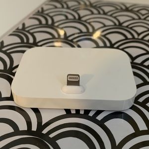 Apple IPhone charging dock